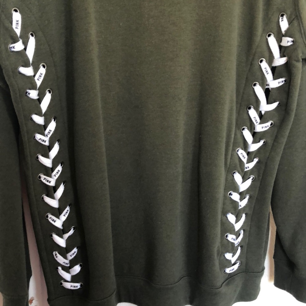 PINK olive green crew shirt